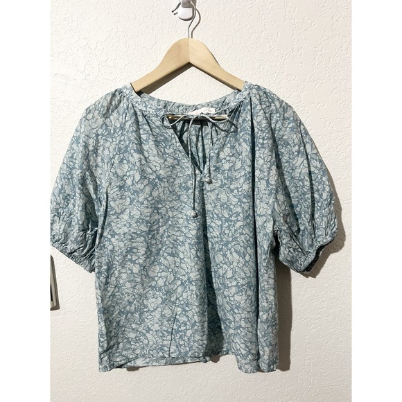 House of Harlow 1960 Tops - House of Harlow Puff Short Sleeve blouse. Size M